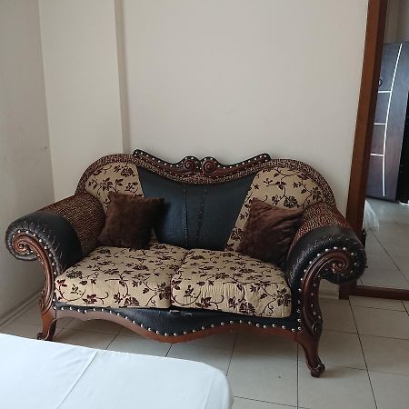 Sari Konak 61 Trabzon Buitenkant foto