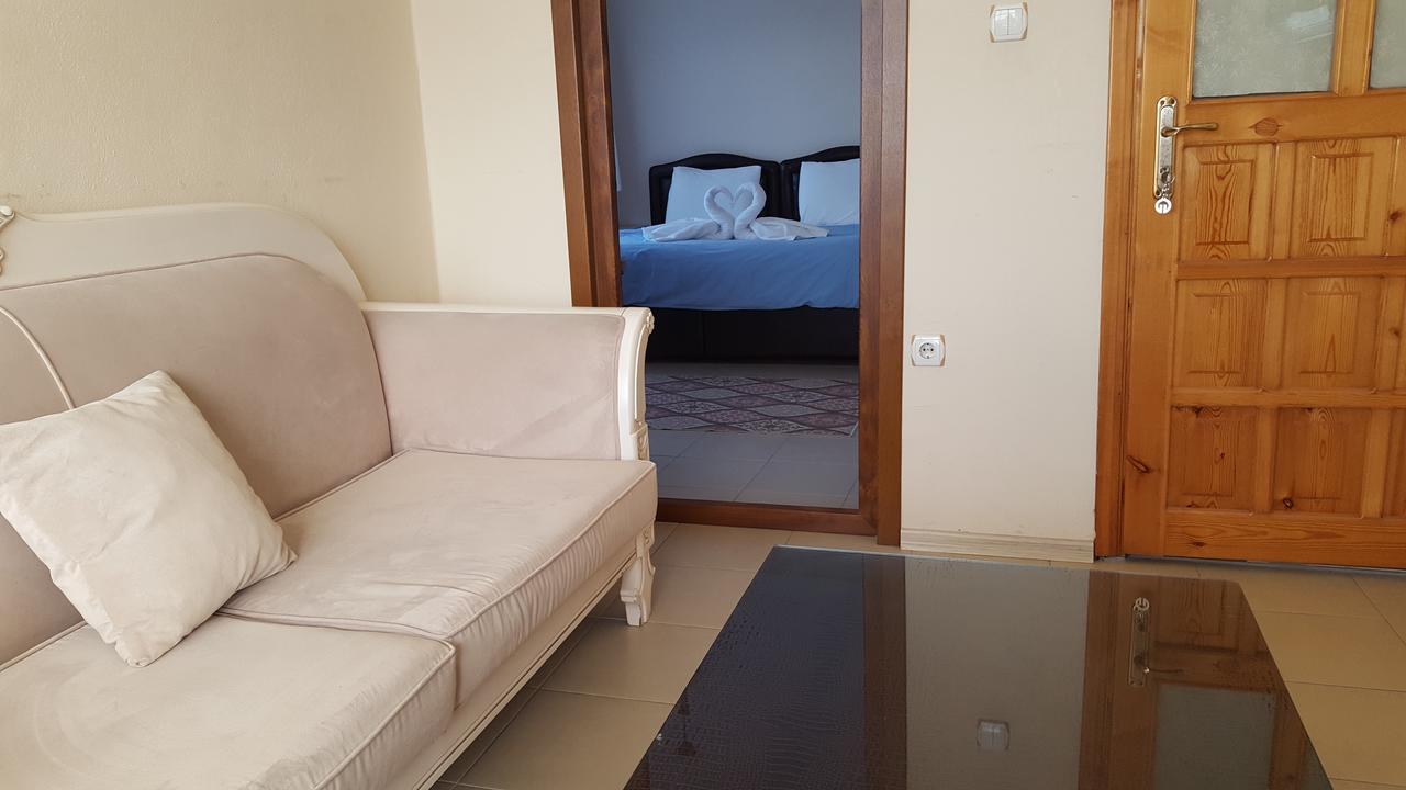 Sari Konak 61 Trabzon Buitenkant foto
